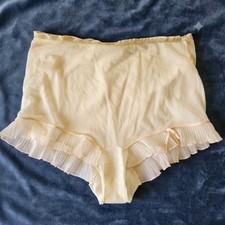 Vtg Gotham Tap Panties sz 5 Chiffon Ruffle Double Nylon Gusset Pillow Tab READ