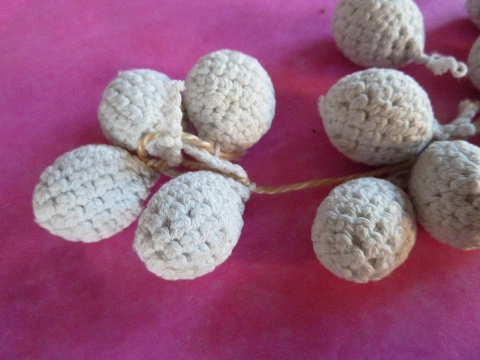 Pompons ancien occasion fait main crochet macramé mercerie passementerie - Photo 3/4