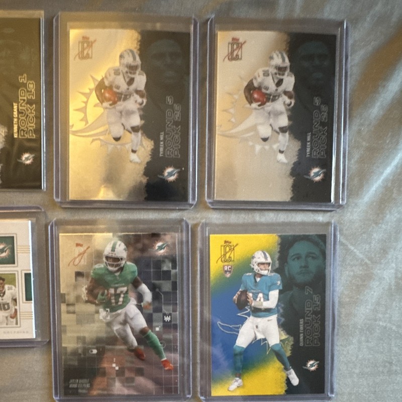 Miami Dolphins 7-Card Lot Tyreek Hill,Waddle,Achane, Topps & Panini