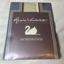 Vintage Sealed Gloria Vanderbilt Off White Day Sheer Pantyhose Nylons Size E