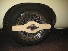 MG NEW MGB MIDGET MGC GT V8 WOOD WOODEN 2 EARED WIRE WHEEL SPINNER SAVER B1B/C1B