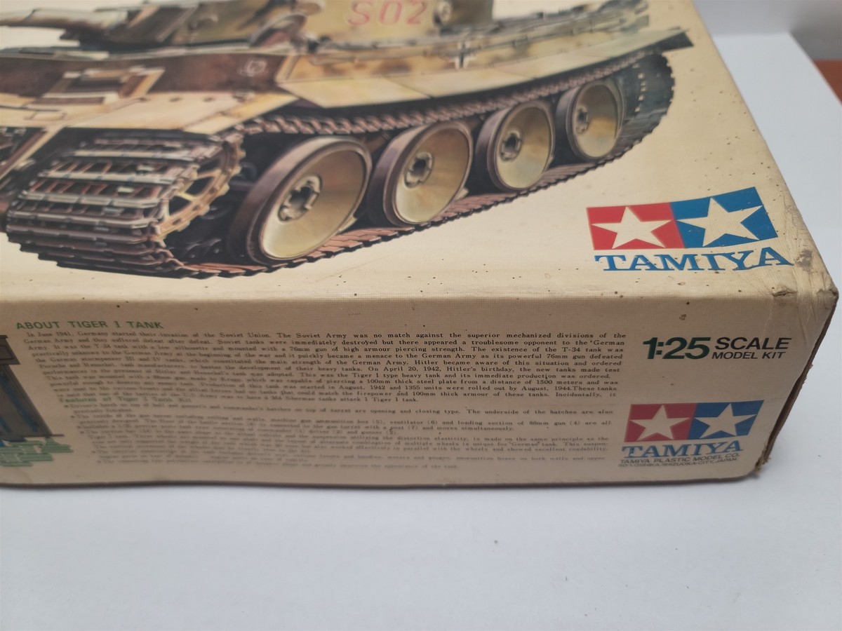 Tamiya Tiger I SD.KFZ. 181 German Panzerkampfwagen VI 1/25