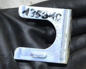 VW Fox 5Z Bj 2009 Halter Halterung Heckklappenschloss #135310-G619