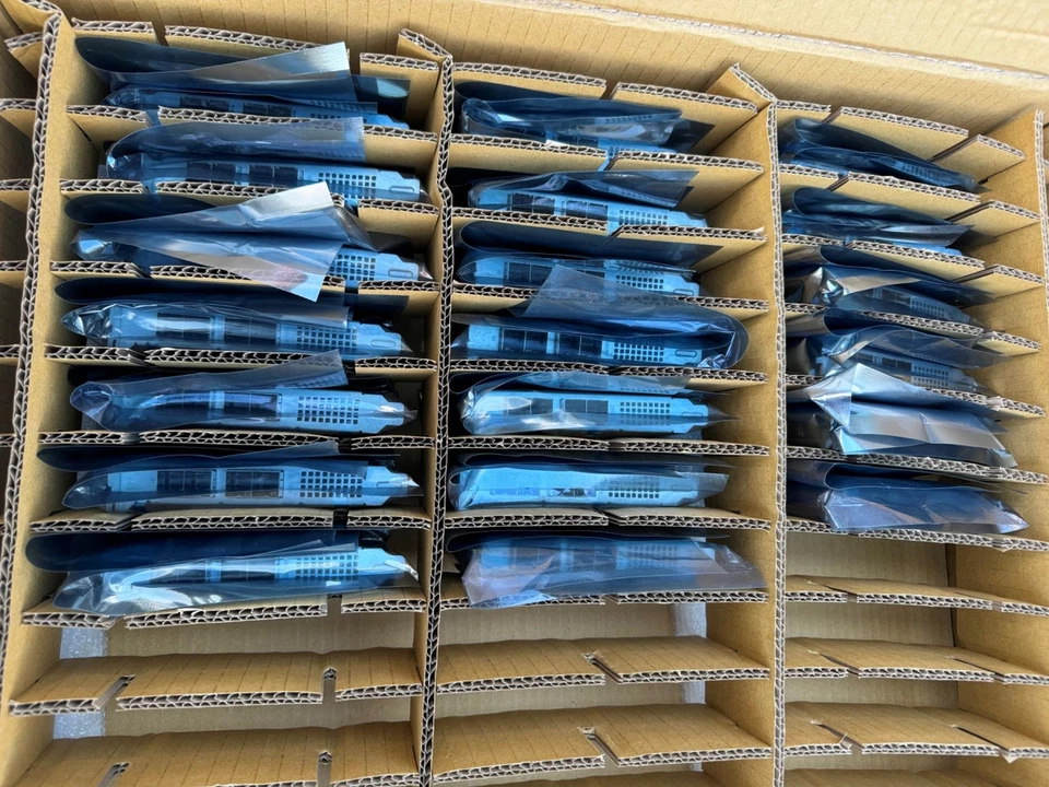 Supermicro AOM-SAS3-16I16E Internal to External Cable Adapter 16-Port MiniSAS - Image 3 of 4