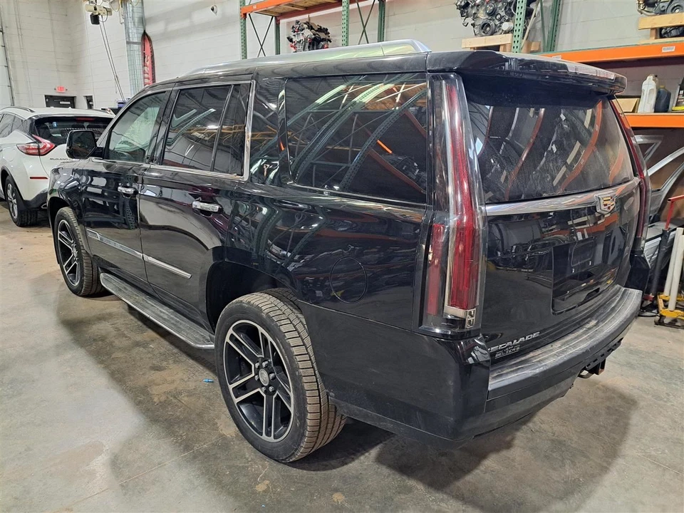 Wheel/Rim 2016 Escalade Sku#4085333 - Image 2 of 4