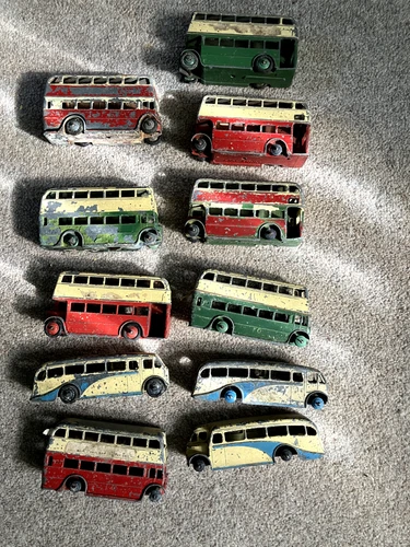 VINTAGE DIECAST  DINKY TOY BUSES X 11 - POOR CONDITION