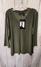 NWT Attitudes by Renee Women's Size L Green 3/4 Sleeve Top