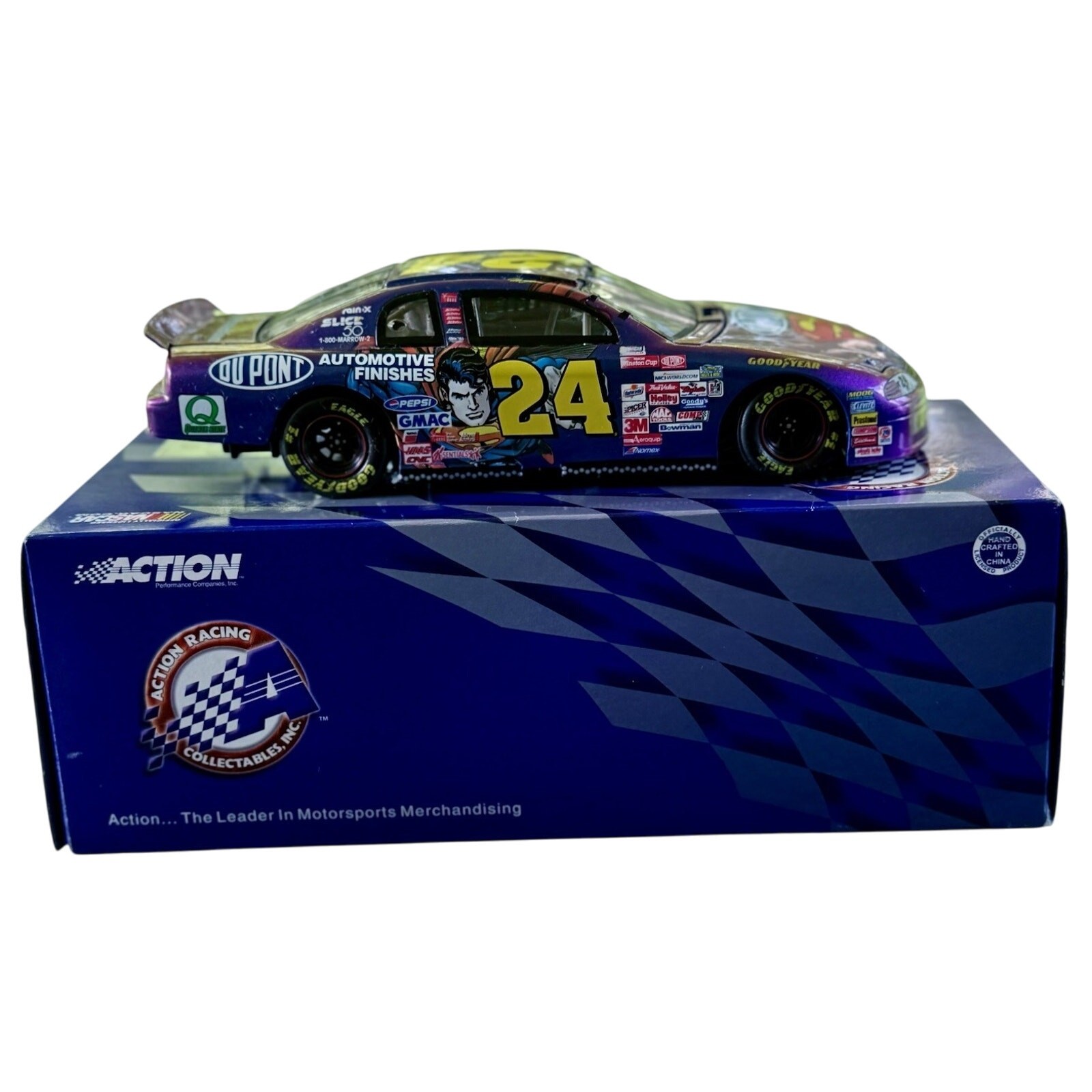 Jeff Gordon 1999 Superman NASCAR Diecast 1:24 Scale
