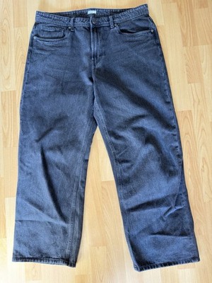 Two Soon Denim   Straight Leg Jeans in Washed Black