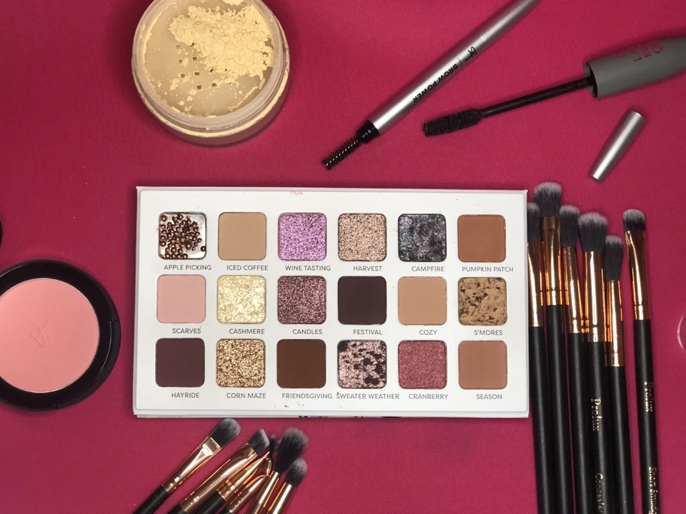 *CLOSEOUT* *Read Desc Hello Autumn 18 Shade Duo-Finish Neutral Eyeshadow Palette - Image 2 of 4