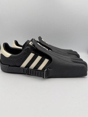 Size 10.5 W / 9.5 M - AVAVAV x adidas Superfinger Superstar Black