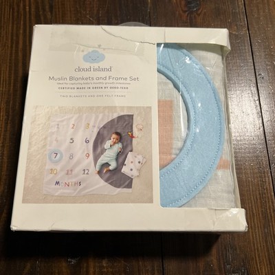 NEW CLOUD ISLAND MUSLIN BLANKETS & FRAME SET Baby's Monthly Growth Milestones
