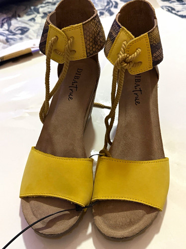 Diba True Women's 8.5 Yellow Snake Print Strappy Lace-Up Ankle Strap Wedge