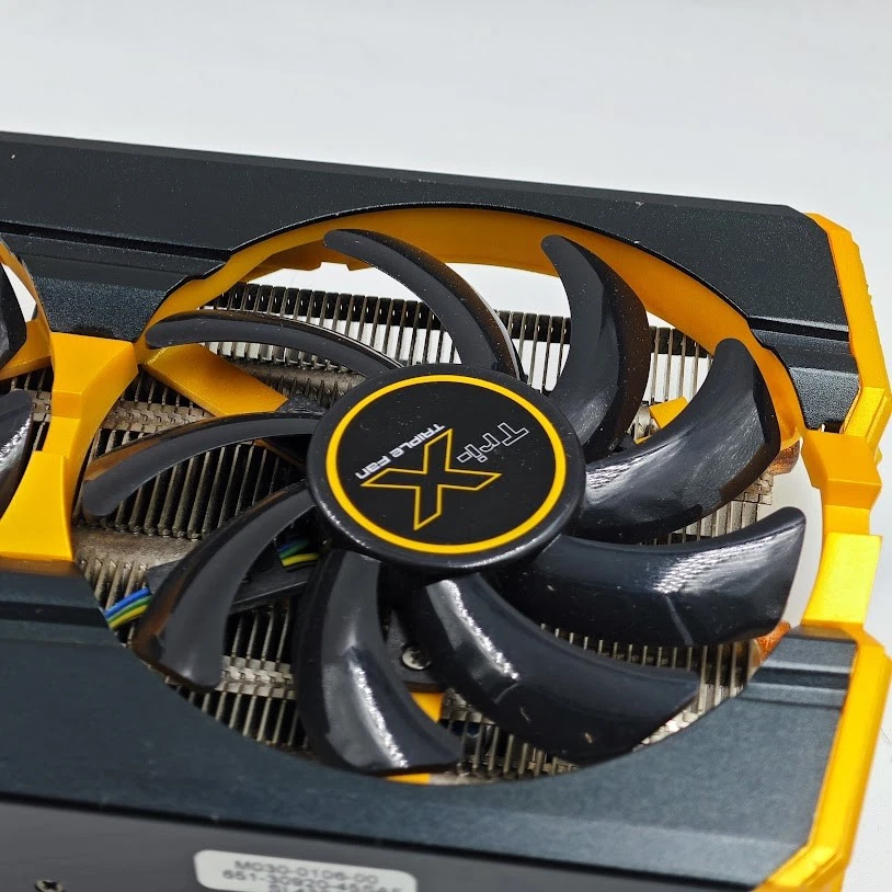 Sapphire R9 290 4GB GDDR5 Graphics Card - Fully Working, Used - Image 4 of 4