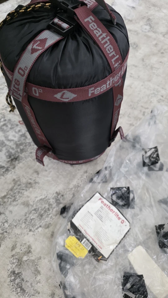 Ledge Feather Lite Sleeping Bag Water Resistant & Compact - Image 3 of 4