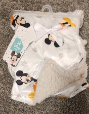 Disney Baby Blanket Mickey Mouse White Sherpa Fall 30x40 New