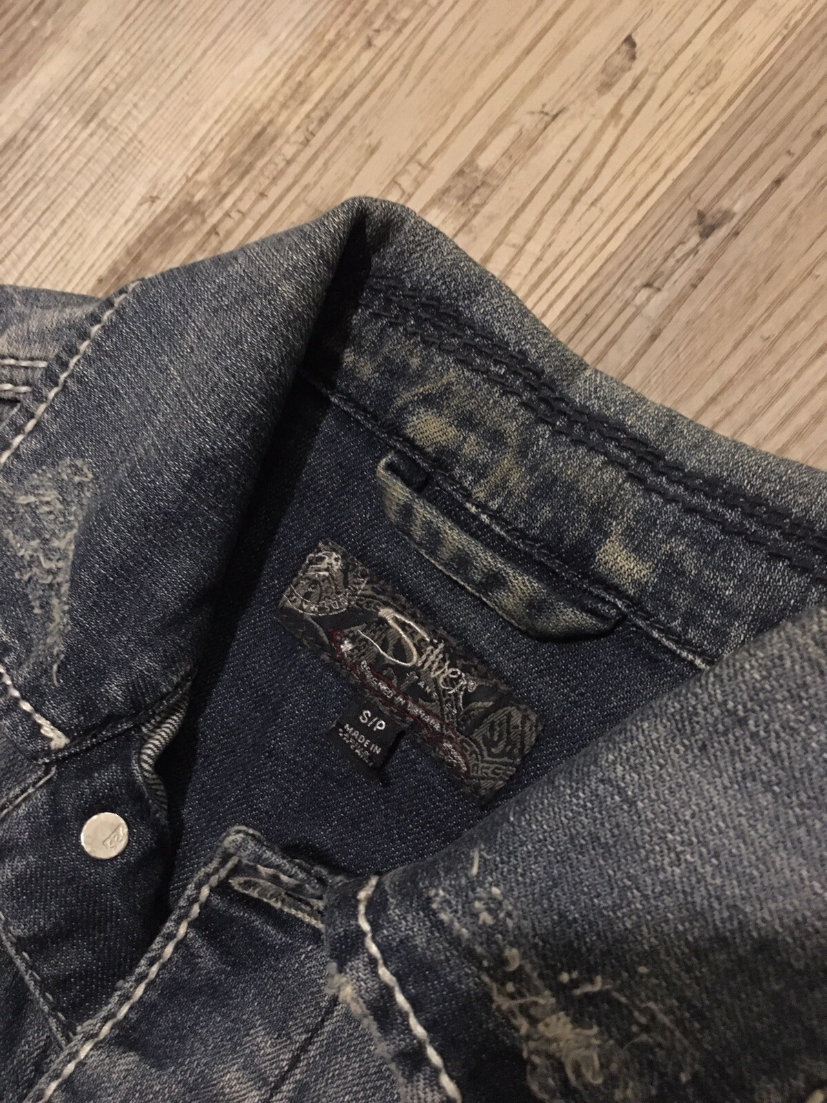 Picture 3 of 6