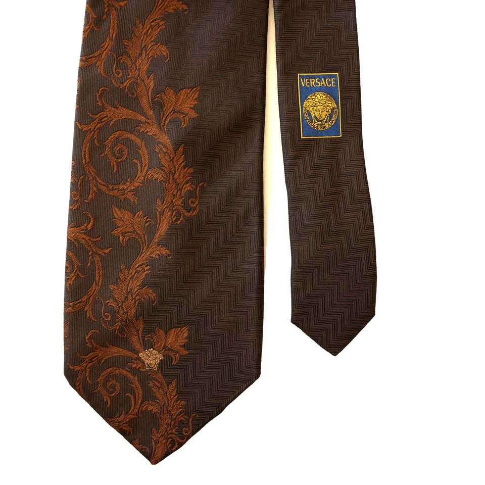 Auténtica corbata para hombre VERSACE Medusa %100 marrón seda Foto 2 de 4