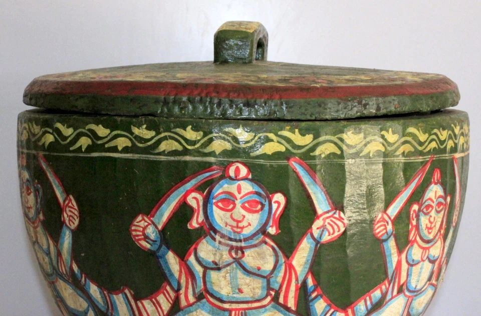 Diosa tribal de madera vintage con olla de pintura de espada con tapa cuenco grande Foto 2 de 4