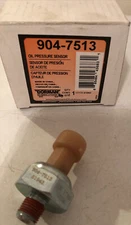 DORMAN HD SOLUTIONS OIL PRESSURE SENSOR SENDER 904-7513- NAVISTAR 1807369C2 NEW