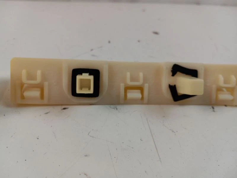 PASSENGER SIDE BUMPER BRACKET FOR INFINITI EX35 2010 PN 85220 1BA0A Foto 3 de 4