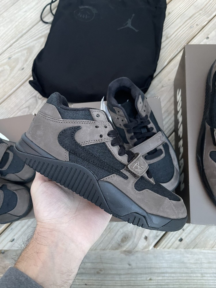 Size 2.5Y - Jumpman Jack Travis Scott ‘Dark Mocha PS | *Limited* In Hand🔥