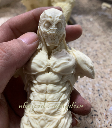 Unpainted Resin Erosion locust Locust person 23cmCollectioble GK Model In Stock - Picture 3 of 3