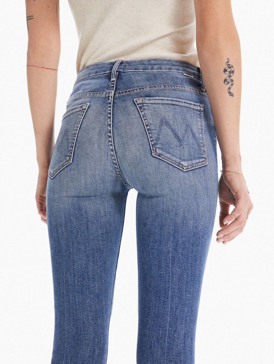 Mother Denim Walking On Coals Blue High Waisted Looker Ankle Mother Denim Walking On Coals Blue High Waisted Looker Ankle