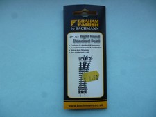 Graham Farish 379-461 N Gauge Right-Hand Standard Point New Unused.