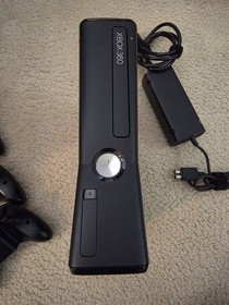 Microsoft Xbox 360 250GB W/ 3 Controllers & Power Fully Tested