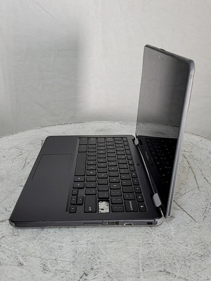 Chromebook ASUS C213S 11.6" Celeron N3350 32GB 4GB VER NOTAS Foto 3 de 4