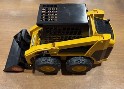 Bruder CAT Skid Steer Loader 1:16 Caterpillar Construction Toy Made in Germany