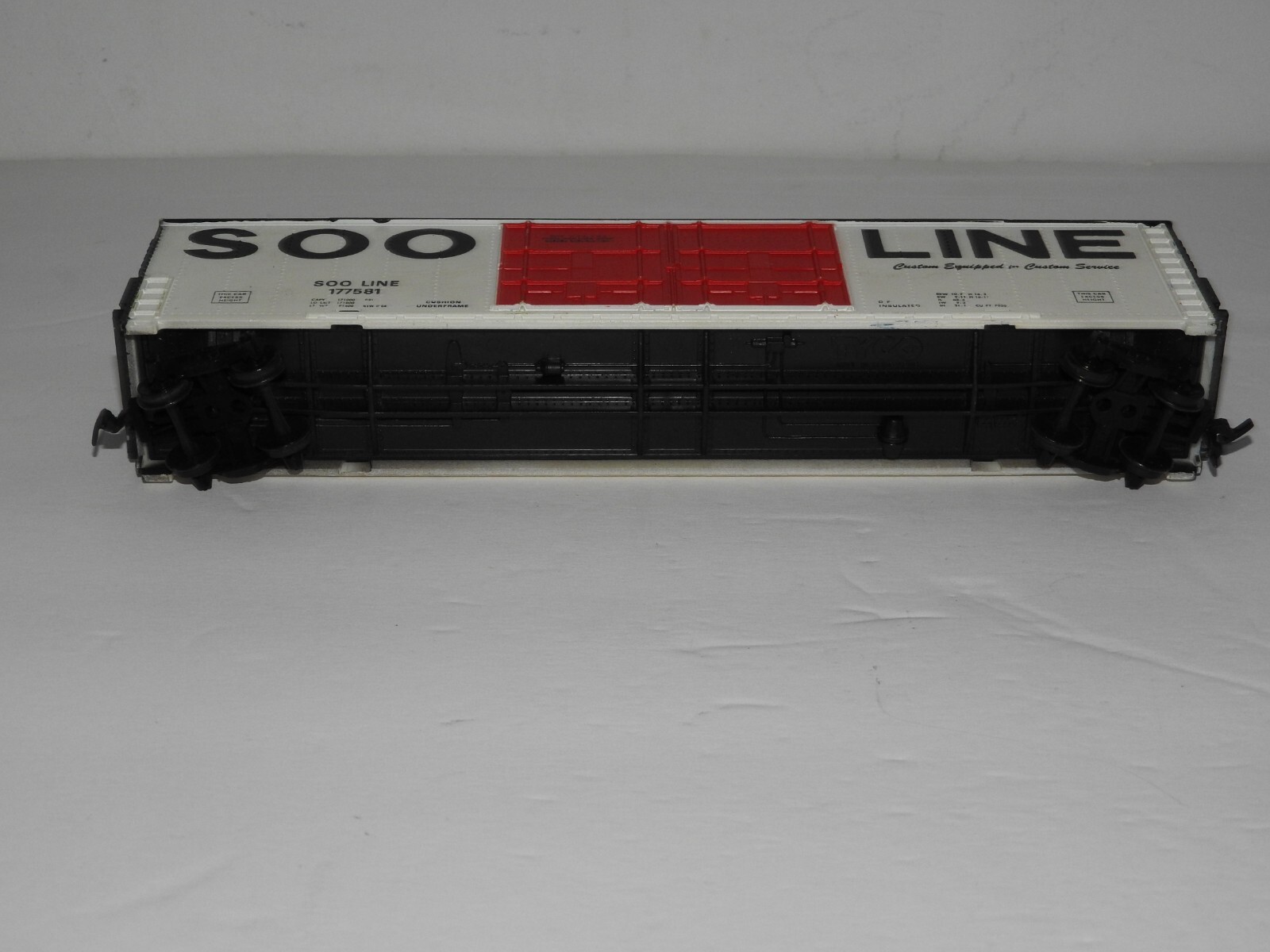 HO scale SOO LINE 177581 BOX CAR eBay