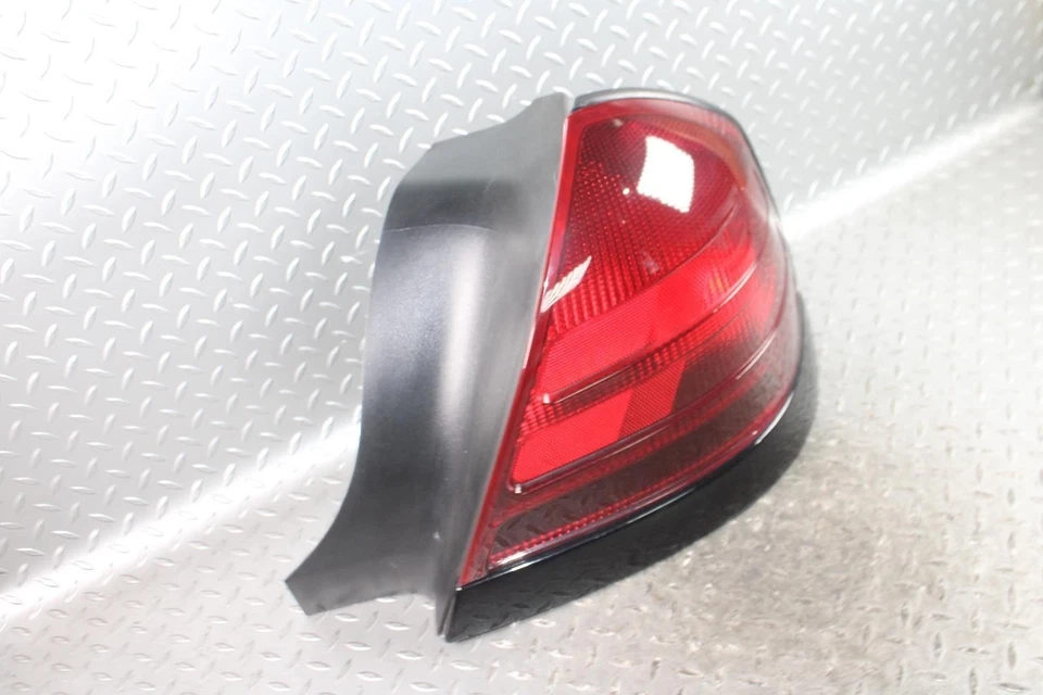 03-04 Marauder Right Quarter Panel RH Taillight Tail Light Lamp Lens Factory OEM Foto 3 de 4