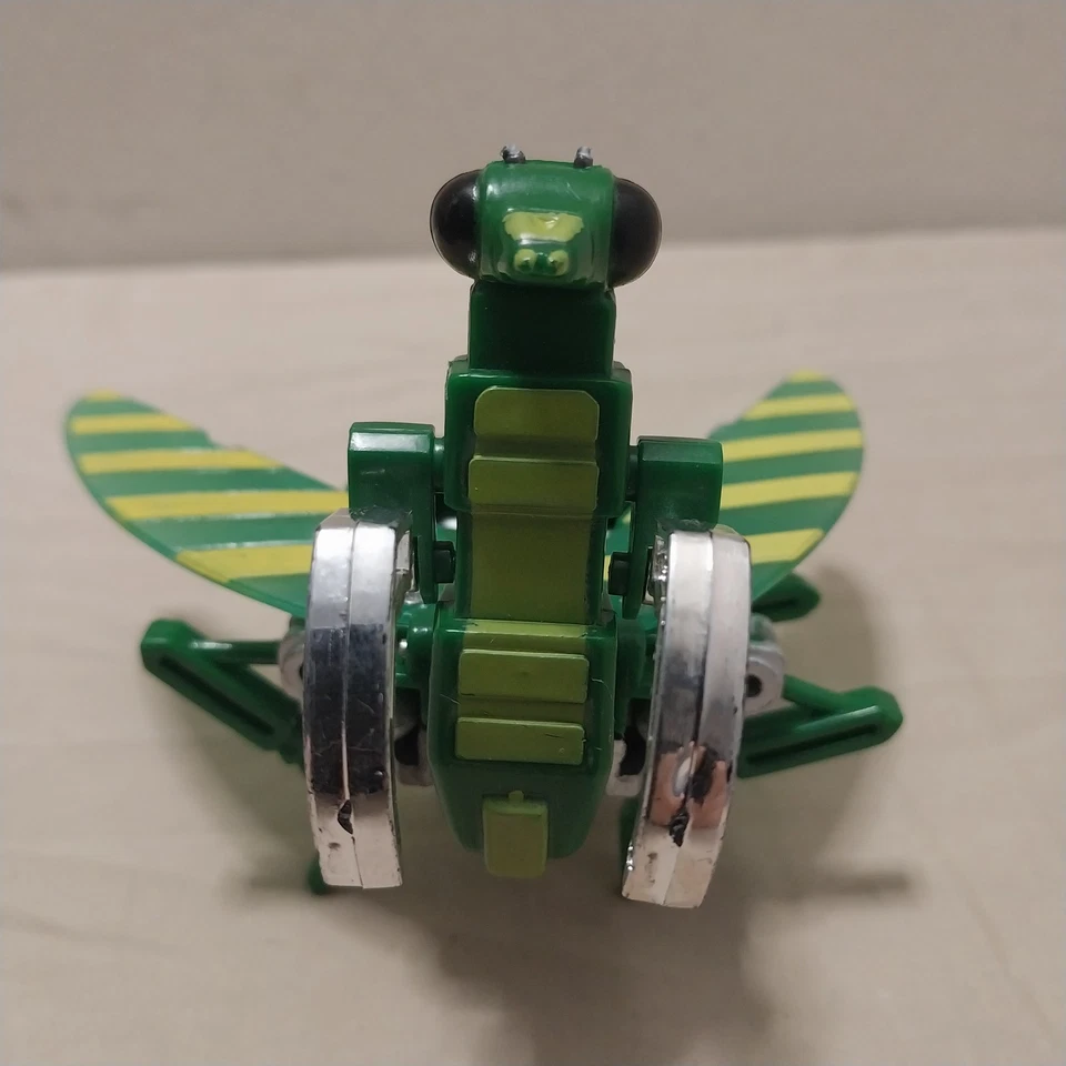 Robot de juguete transformador de insectos mantis religiosa bootleg 1984 Convertors Foto 2 de 4