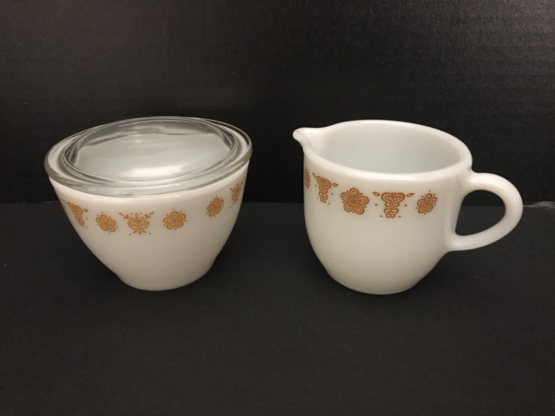 Vintage CorningWare Pyrex Butterfly Gold Creamer and Sugar with Lid Set