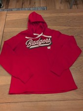 Wisconsin Badgers Fanatics hooded Sweatshirt Women s Med Fleece NWOT