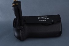 EXCELLENT Canon Battery Grip BG-E9 w/ Battery Magazine From Japan