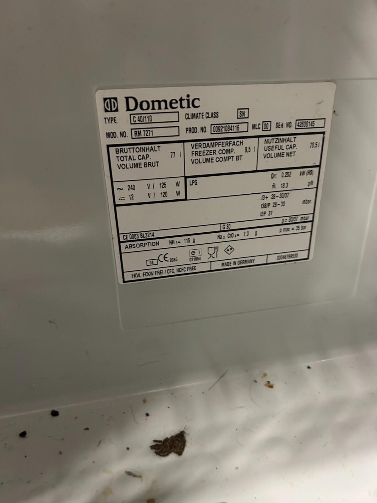 CARAVAN / MOTORHOME DOMETIC 7271 3 WAY FRIDGE eBay