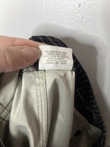 Volcom Black and White Stripe Board Swim Surfing Shorts No Tag Size True Size 33 - Picture 8 of 9