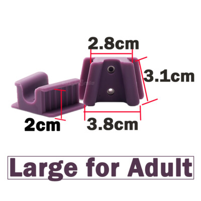 Macro Vicina Su Del Bambino Piccolo Con La Bocca Aperta Al Controllo Di Teeth Del Dentista A - Foto 12