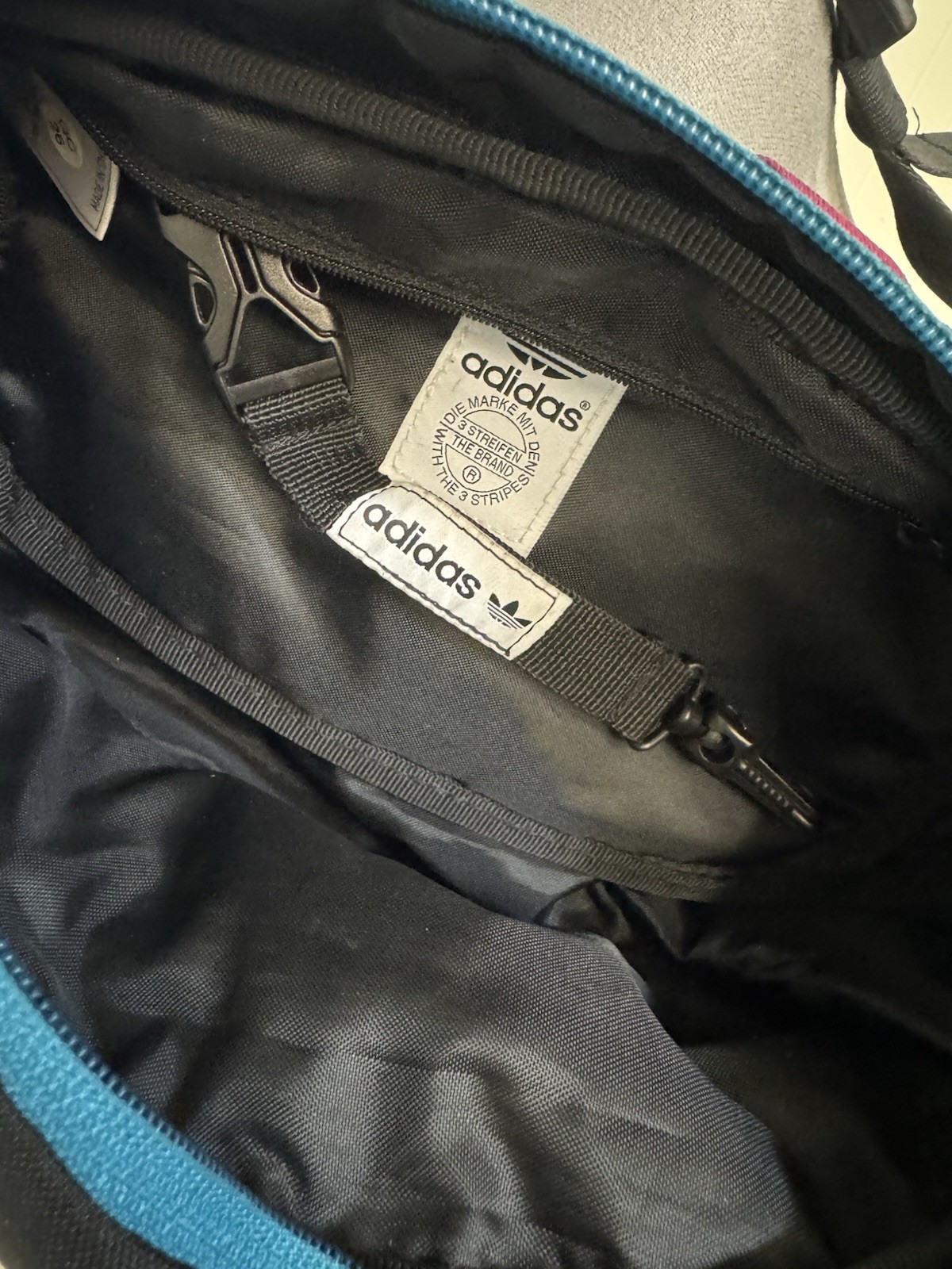 Adidas Sling Backpack Black Load Spring Crossbody… - image 5