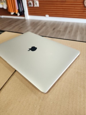 2019 Apple MacBook Pro 13