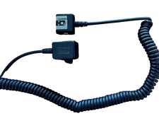 NIKON - SC-28 -  Off camera flash sync TTL cord for Nikon cameras with hot-shoe