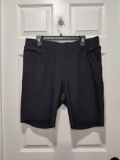 Men's Champions Tour PGA golf 100% polyester Black oxford cargo shorts Size 40