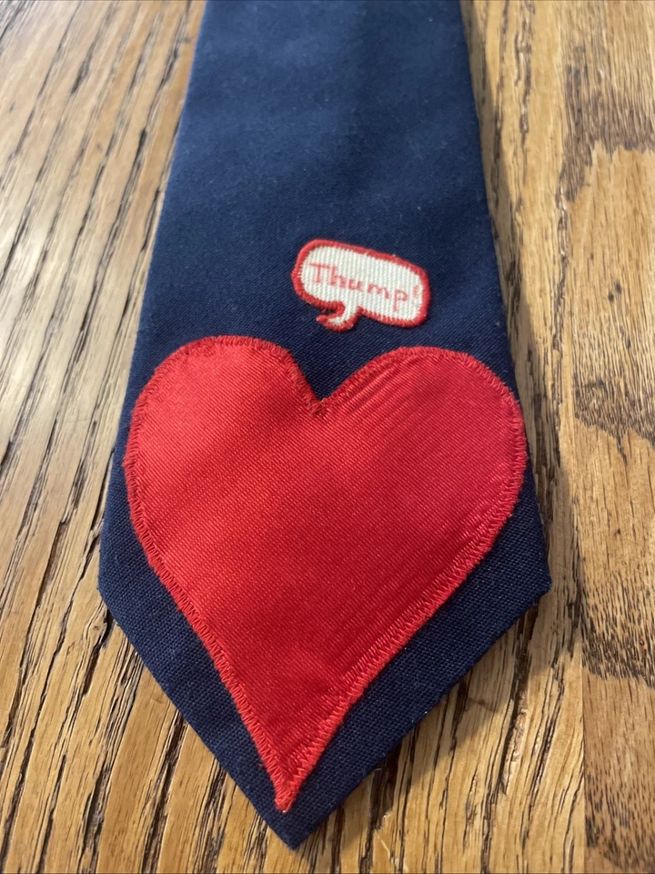 De colección Usado en Excelente Condición Linda Brooks Highland Park IL Algodón Corbata Corazones Corazón Latido Tema Foto 2 de 4
