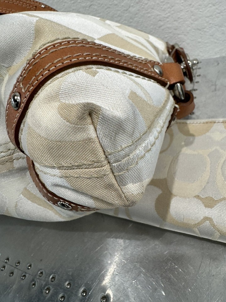 Coach Carly Cream Tan Canvas Leather Trim Zipper Hobo Shoulder Bag W