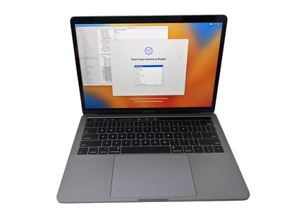 Apple MacBook Pro A1989 - 2019 - i7 2.8GHz - 16GB RAM - 512GB SSD - Grade D