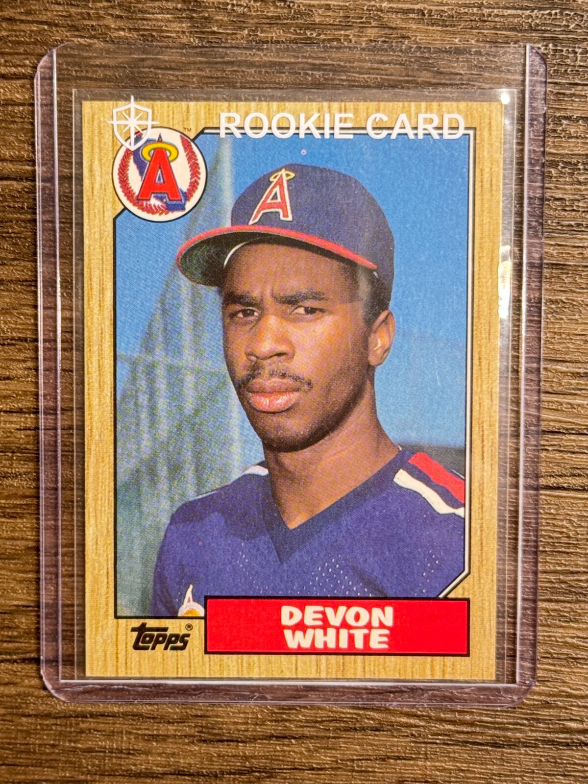 1987 Topps DEVON WHITE ROOKIE CARD #139 (RC) Angels