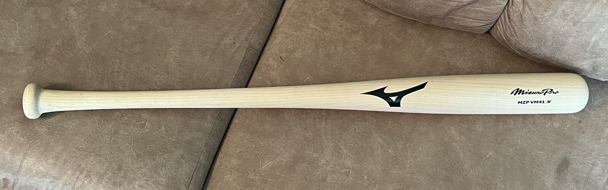Mizuno Pro Limited MZP VM41 Maple Wood Bat 32” / 29 oz